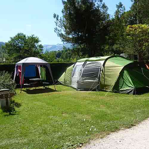 emplacement camping guzet ariege